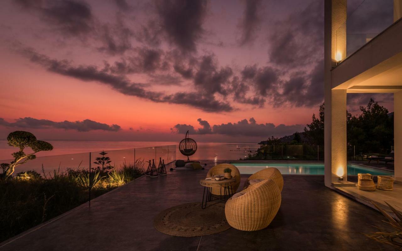 Sueno Luxury Villa, In 180 Iconic Sea View